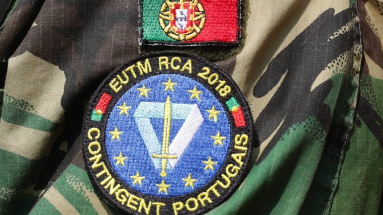 Atualmente estão 13 militares no contingente português, três dos quais são brasileiros
