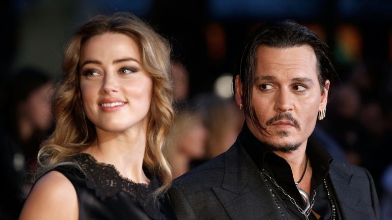 Amber Heard e Johnny Depp estiveram casados 15 meses