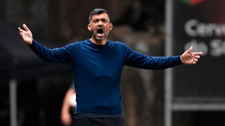 O treinador dos dragões explicou que ainda não sabe se pode contar com Uribe na final da Taça de Portugal