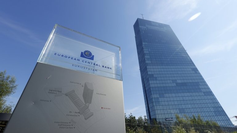 Banco Central Europeu refere que atualização permanece temporária e excecional
