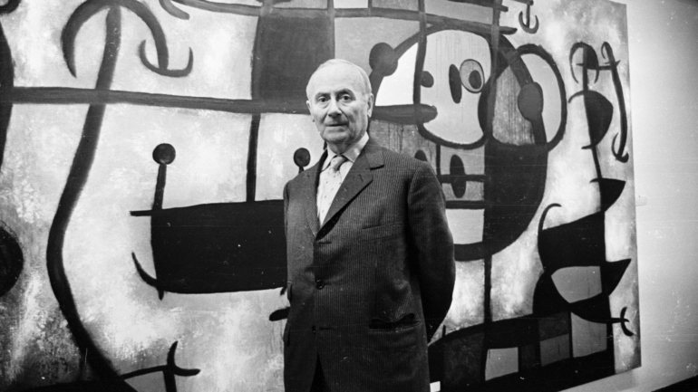 A pintura, que chegou a ser detida pelo escultor e pintor norte-americano Alexander Calder, já esteve exposta em Nova Iorque, Massachusetts, Houston e Miami, nos Estados Unidos, explicita a informação disponível na Sotheby's