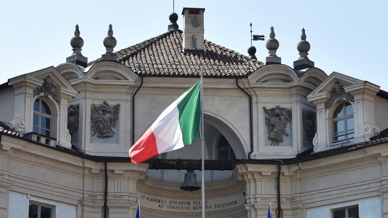 O aborto é legal em Itália durante os primeiros 90 dias de gravidez por razões de saúde, económicas, sociais ou pessoais