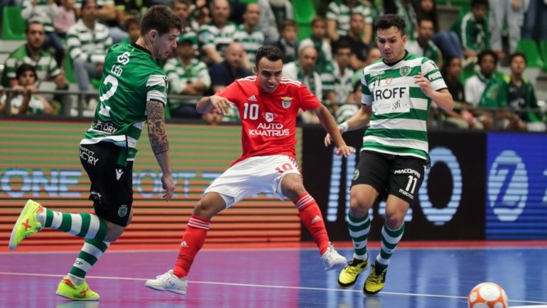 Futsal foi a primeira modalidade a dar por terminada a temporada de 2019/20 mas Benfica e Sporting já voltaram aos treinos com as atuais regras sanitárias