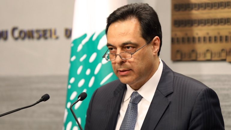 O governo libanês, liderado por Hassan Diab, reuniu esta segunda-feira à tarde em Beirute