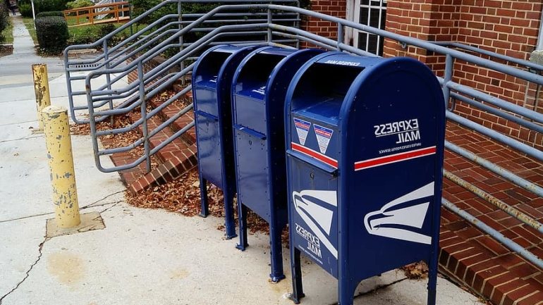 A retirada das marcos de correio azuis fez questionar se seria uma tentativa de condicionar o voto por correspondência