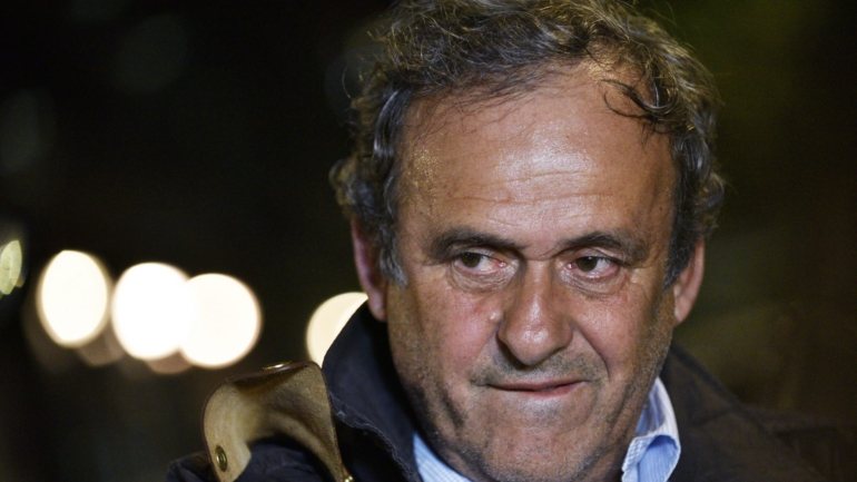 O antigo vencedor da Bola de Ouro por três vezes, Michel Platini, chegou pela manhã a Berna