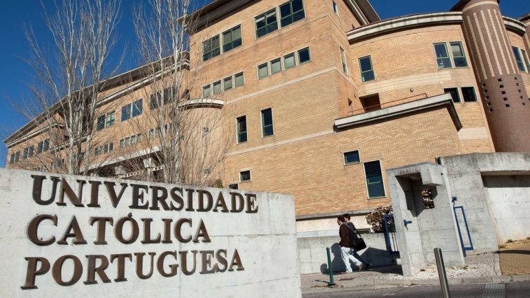 O curso de Medicina da Universidade Católica Portuguesa deverá começar a funcionar em setembro do próximo ano