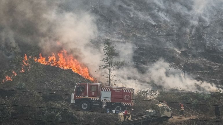 Segundo o IPMA, o risco elevado de incêndio no continente vai manter-se pelo menos até ao início da semana