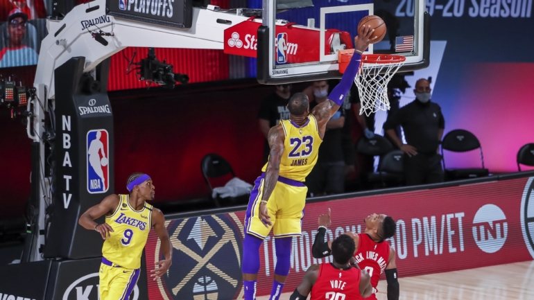 Se venceram o próximo jogo, os Lakers garantem um lugar na final de conferência