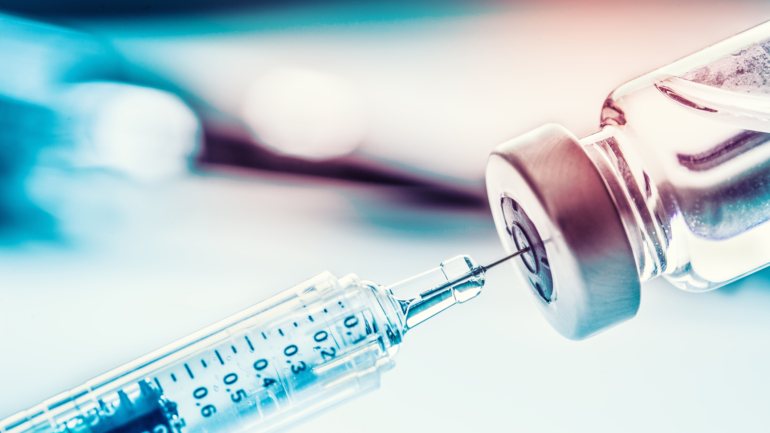A Moderna aponta para resultados da vacina em novembro