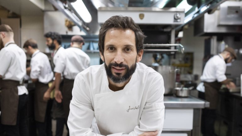 A inclusão de José Avillez na lista dos 100 melhores Chefs foi anunciada através das redes sociais