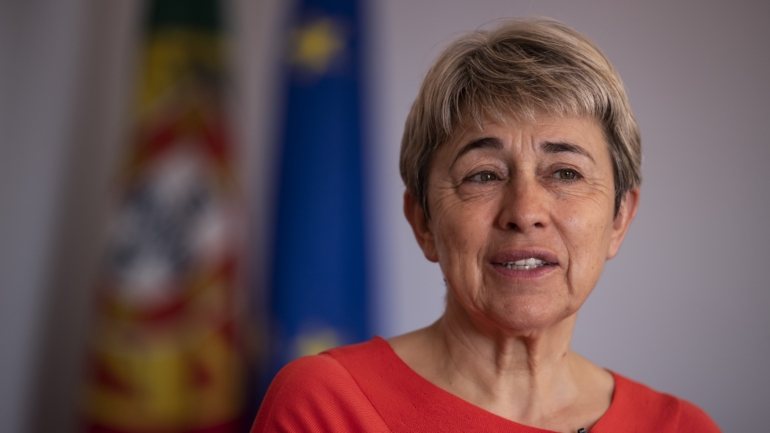 A secretária de Estado das Comunidades Portuguesas, Berta Nunes, defende que a CCP deverá continuar no Ministério dos Negócios Estrangeiros