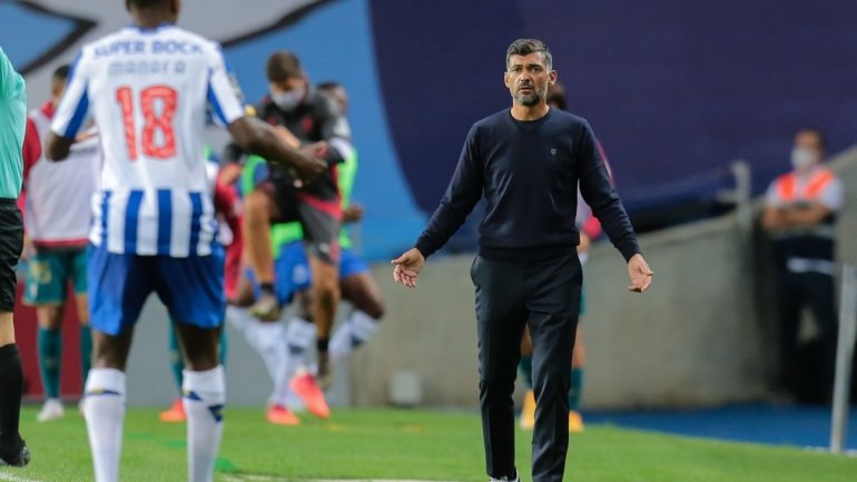 O FC Porto tem vencido nos últimos anos no Estádio do Bessa, mas sentindo sempre grandes dificuldades para o conseguir num dérbi que este ano não terá adeptos