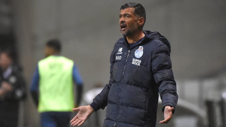 O treinador dos dragões reconheceu que o FC Porto deveria ter inaugurado o marcador ainda na primeira parte