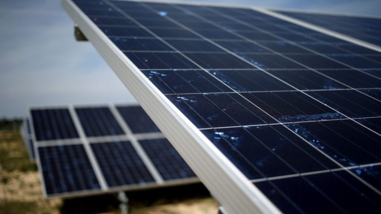 Novo desenho dos painéis solares consegue um aumento de 125 por cento na absorção