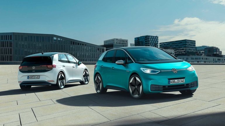 O novo VW ID.3 assumiu a 3ª posição na tabela de vendas, entre os 100% eléctricos, no seu primeiro mês completo de comercialização na Alemanha