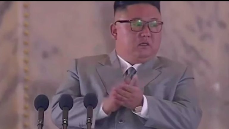 O líder norte-coreano mostrou-se comovido num discurso este fim-de-semana