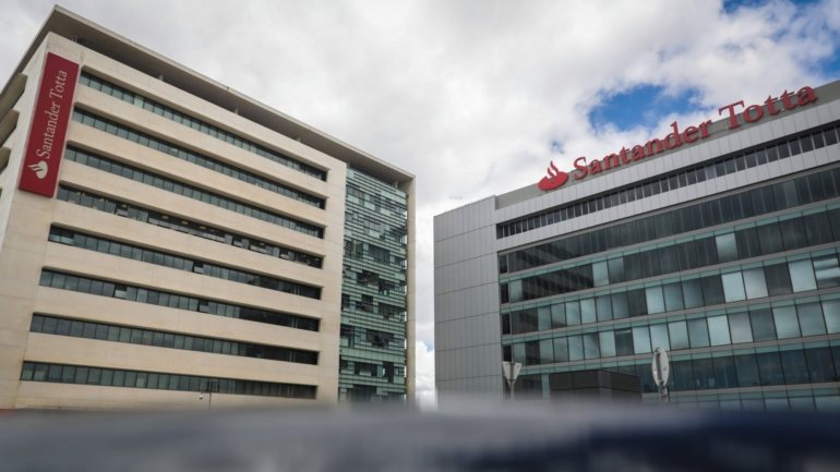 Banco Santander garante que &quot;atuação do banco não sofreu alterações&quot;.