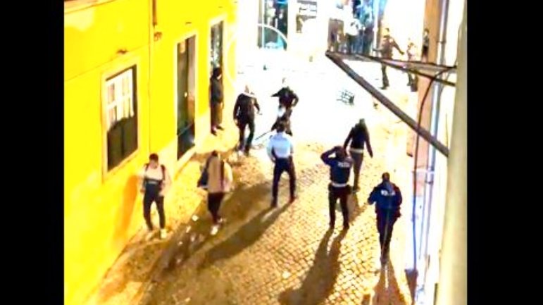 Adeptos do Dortmund atacam PSP