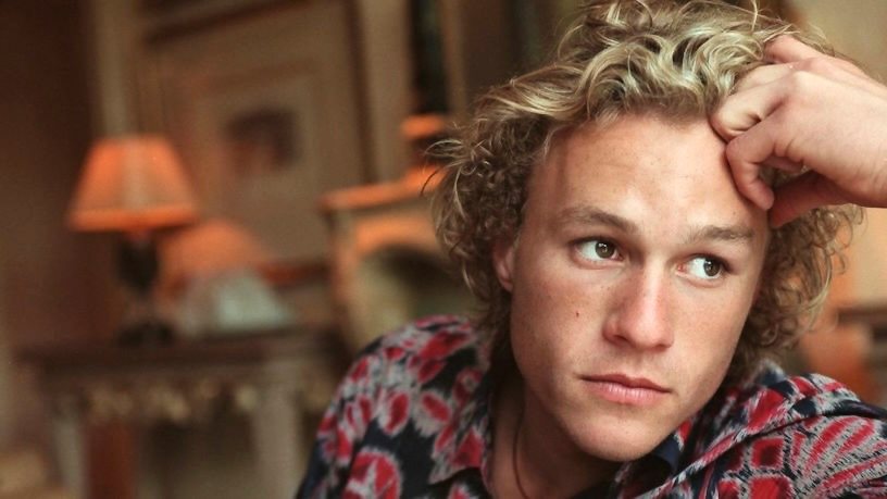 Heath Ledger foi encontrado morto, aos 28 anos, vítima de overdose, no seu apartamento em Soho, Nova Iorque