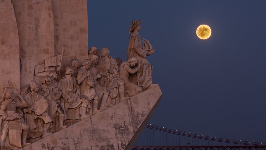 Super-Lua fotografada em 2015, em Lisboa