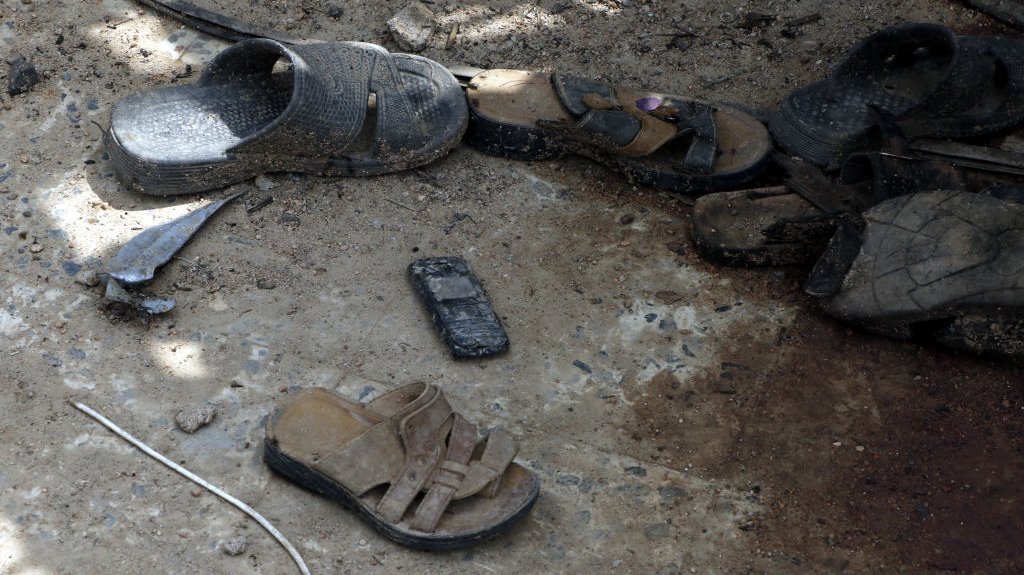 Items perdidos depois de um bombardeamento no Iémen