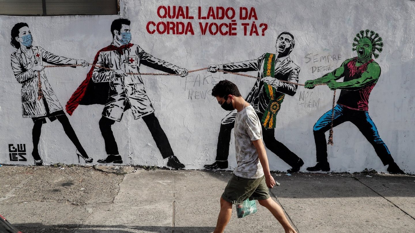 Grafiti no Brasil &quot;Qual Lado Você &#039;Tá?&quot;
