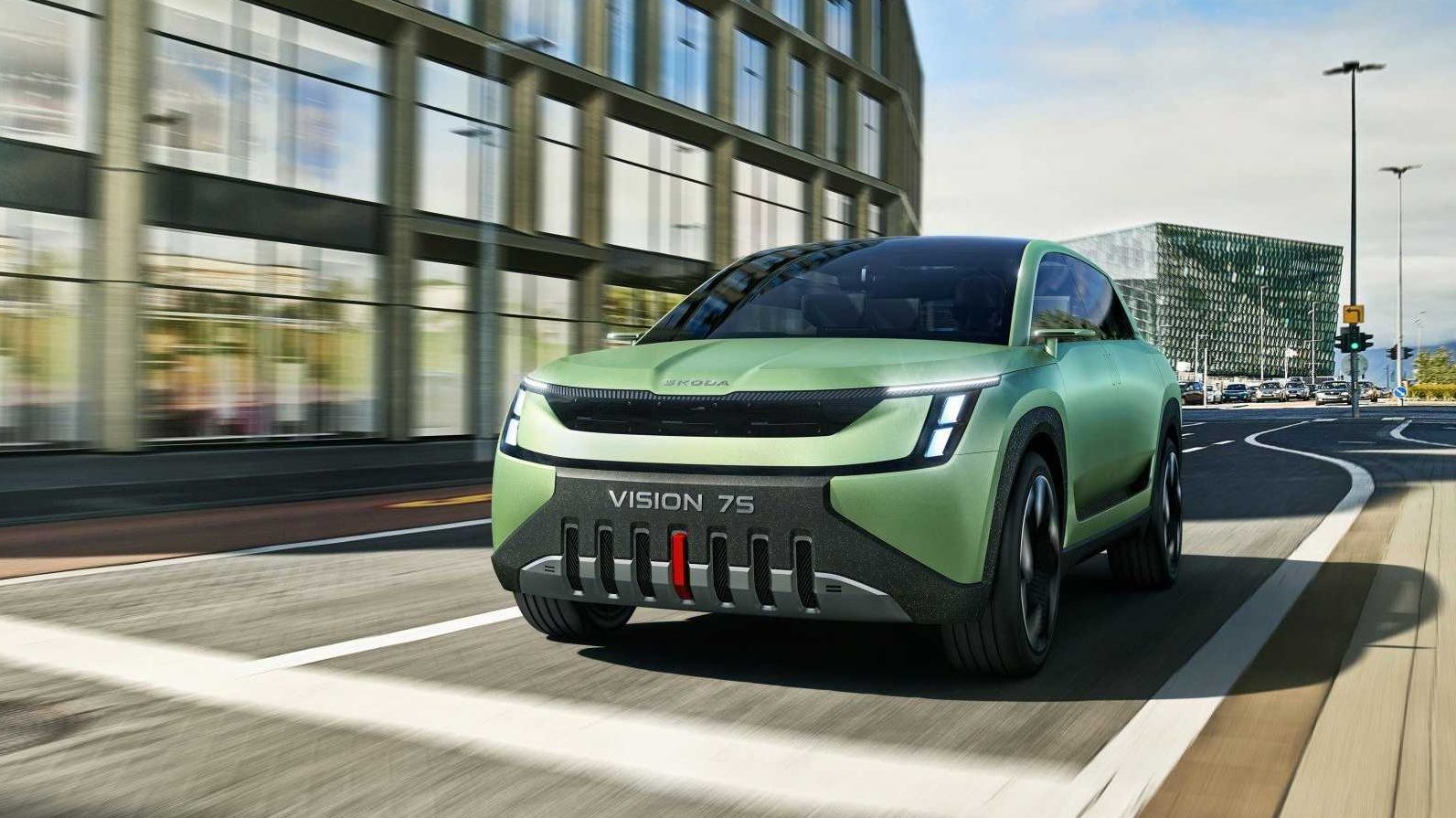 Skoda Vision 7S.  SUV brings new style and 600 km of autonomy