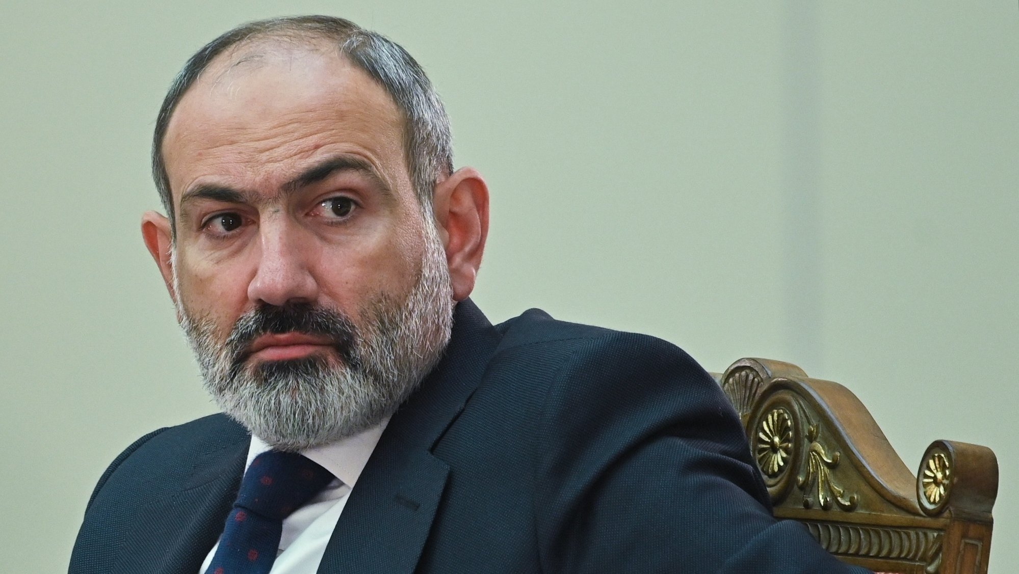 epa09658966 Armenian Prime Minister Nikol Pashinyan attends an informal annual summit of the Commonwealth of Independent States (CIS) heads of state at the Konstantin Palace presidential residence in Strelna, outside St. Petersburg, Russia,  28 December 2021.  EPA/EVGENY BIYATOV/SPUTNIK/KREMLIN POOL