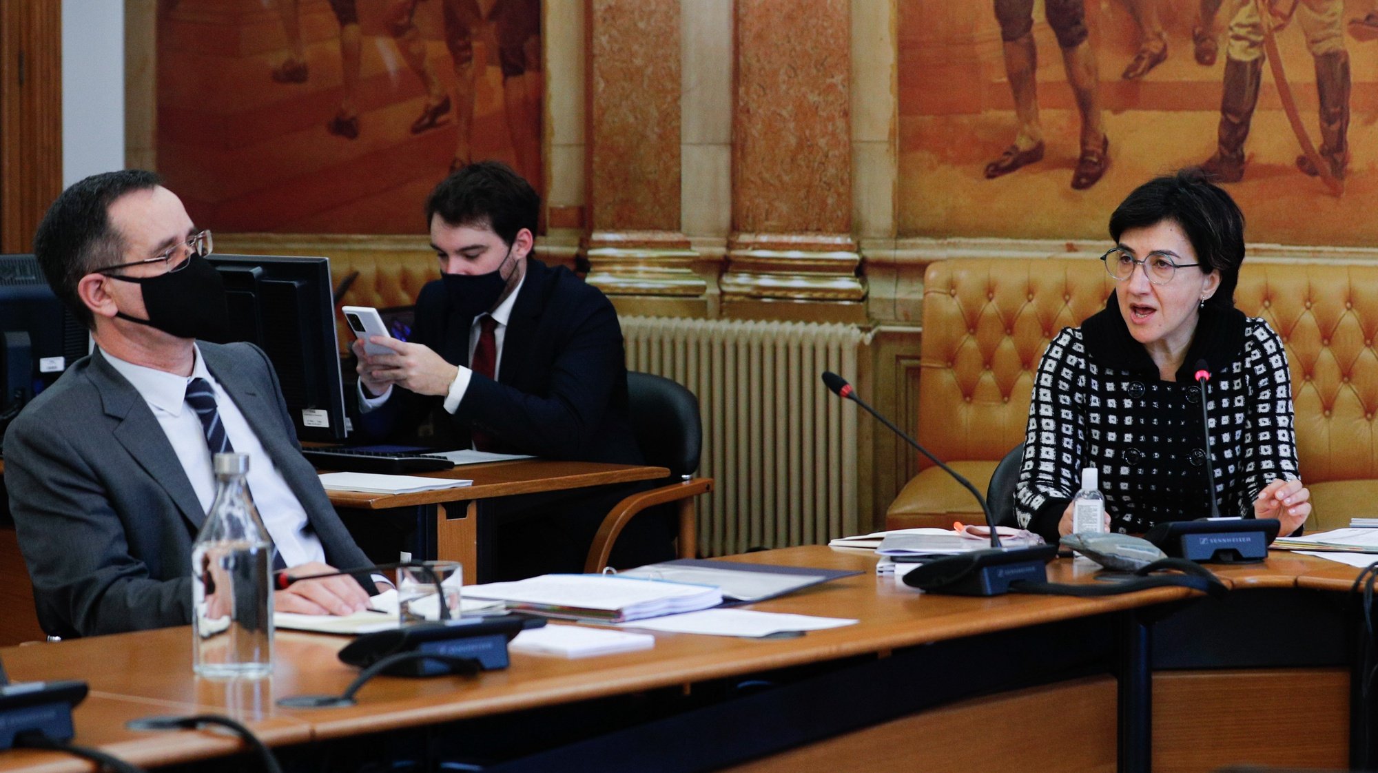 A ministra da Agricultura, Maria do Céu Antunes, durante a sua  audição  na comissão de Agricultura e Mar, na Assembleia da República, em Lisboa, 20 de janeiro de 2021. ANTÓNIO COTRIM/LUSA