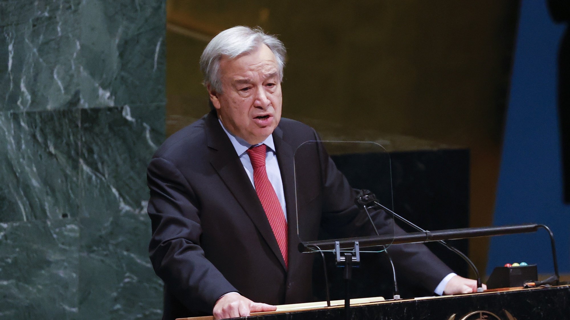 epa09215253 United Nations Secretary General Antonio Guterres addresses the United Nations General Assembly on the situation in the Middle East, including the Palestinian question, at United Nations Headquarters in New York, New York, USA, 20 May 2021.  EPA/JASON SZENES