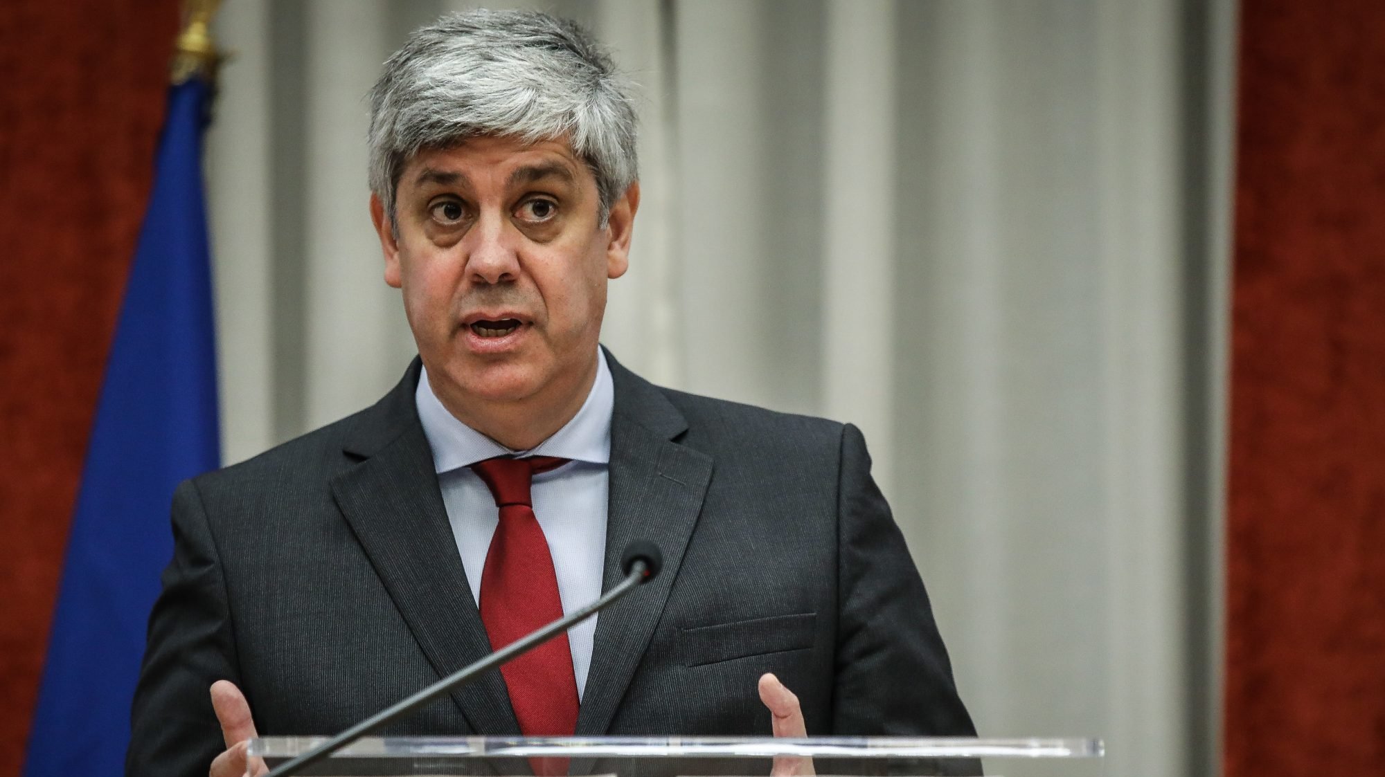 Mário Centeno, governador do Banco de Portugal, apresentiu o Boletim Económico de dezembro