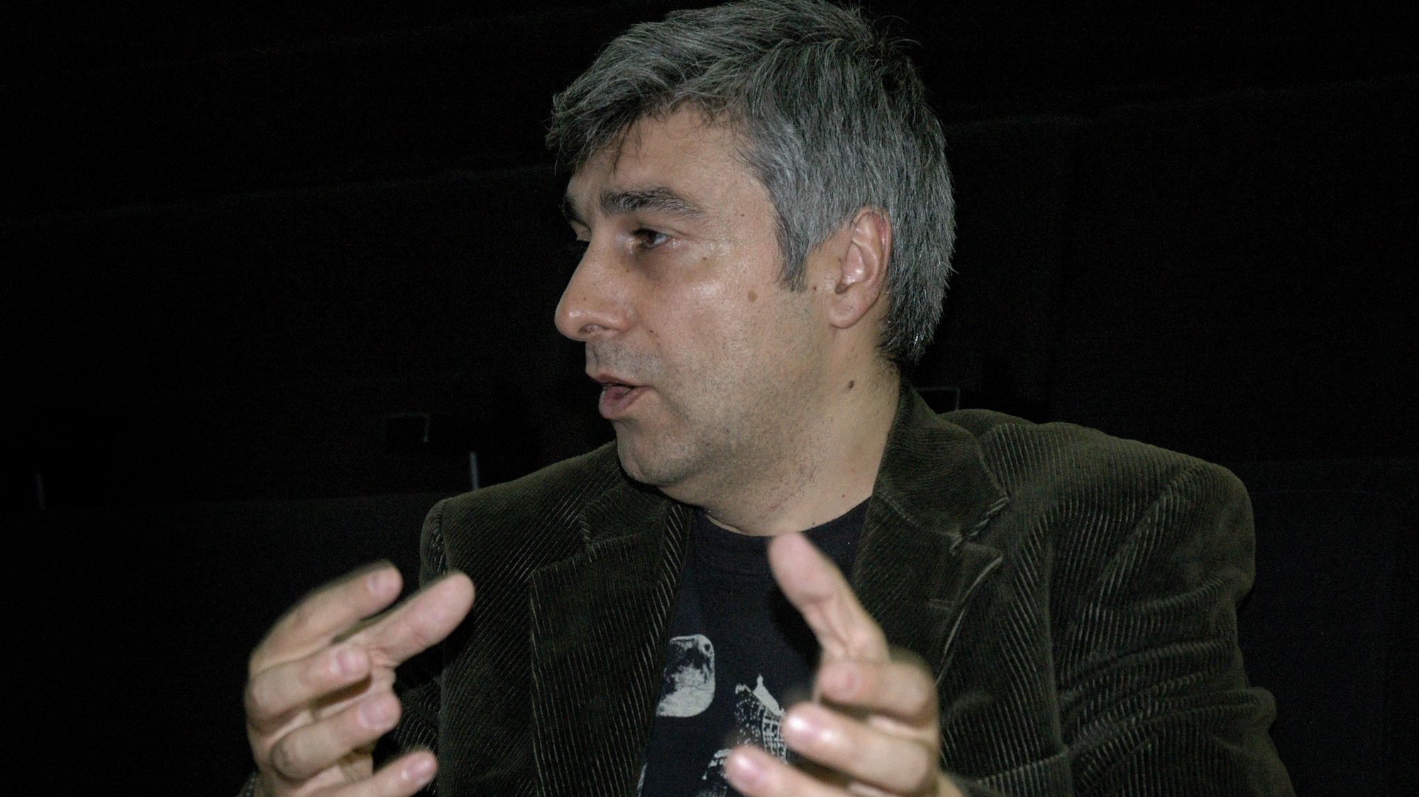 O director artístico do teatro municipal da Guarda (TMG), Américo Rodrigues em entrevista a Agência Lusa, Guarda, 19 de Julho de 2009. (ACOMPANHA TEXTO) FRANCISCO BARBEIRA/LUSA
