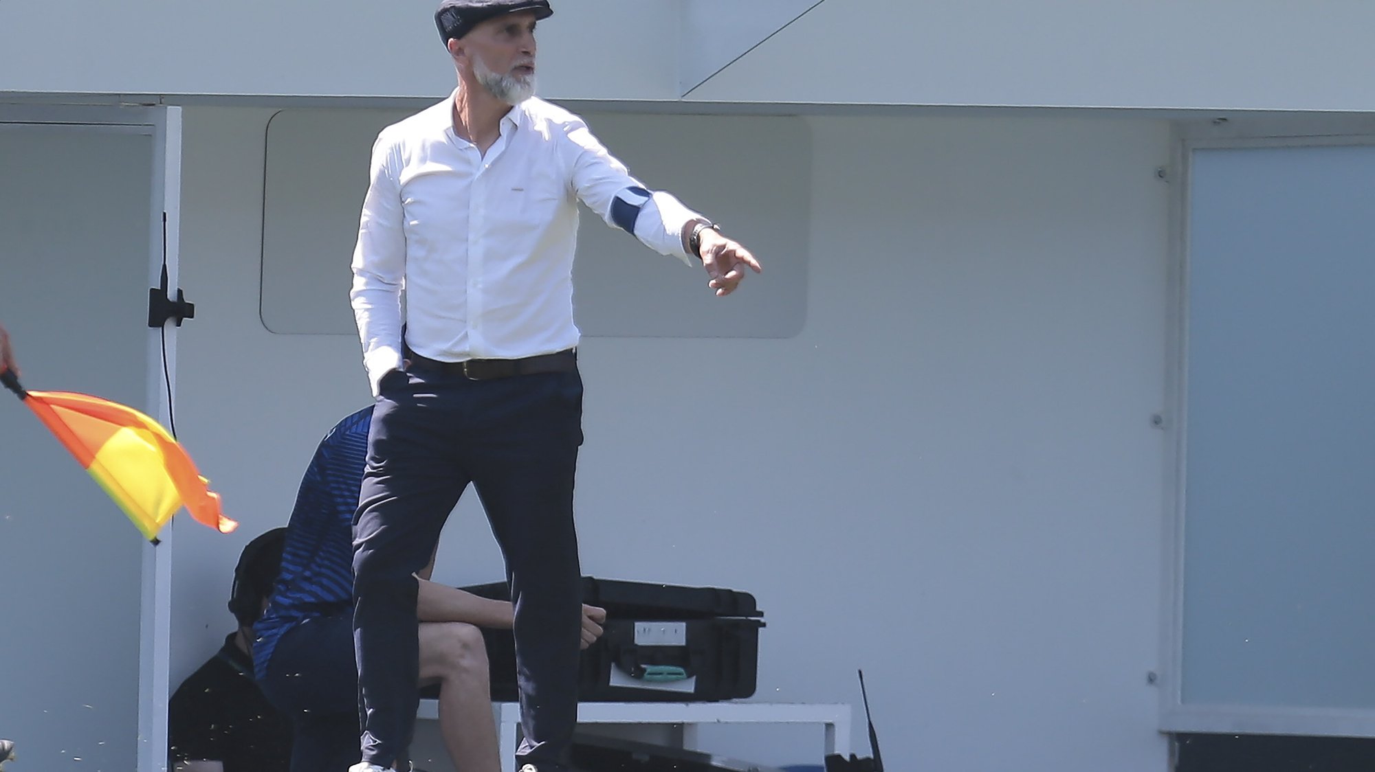 O treinador do Vizela, Álvaro Pacheco, reage durante o jogo da 33ª jornada da Primeira Liga de futebol contra o Marítimo, realizado no Estádio Futebol Clube Vizela, 8 de maio de 2022, MANUEL FERNANDO ARAÚJO/LUSA
