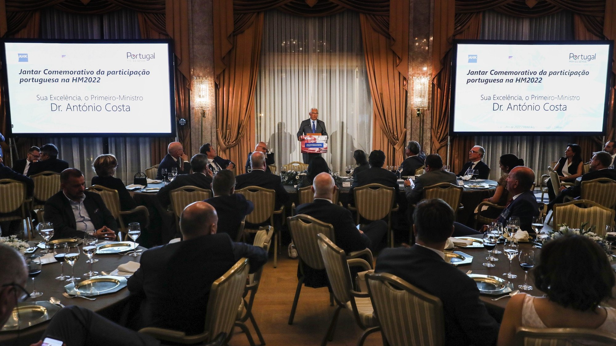O primeiro-ministro, António Costa, intervém durante o jantar comemorativo da participação portuguesa na Hannover Messe 2022, promovido pela Câmara de Comércio e Indústria Luso-Alemã, em Lisboa, 5 de julho de 2022. MIGUEL A. LOPES/LUSA