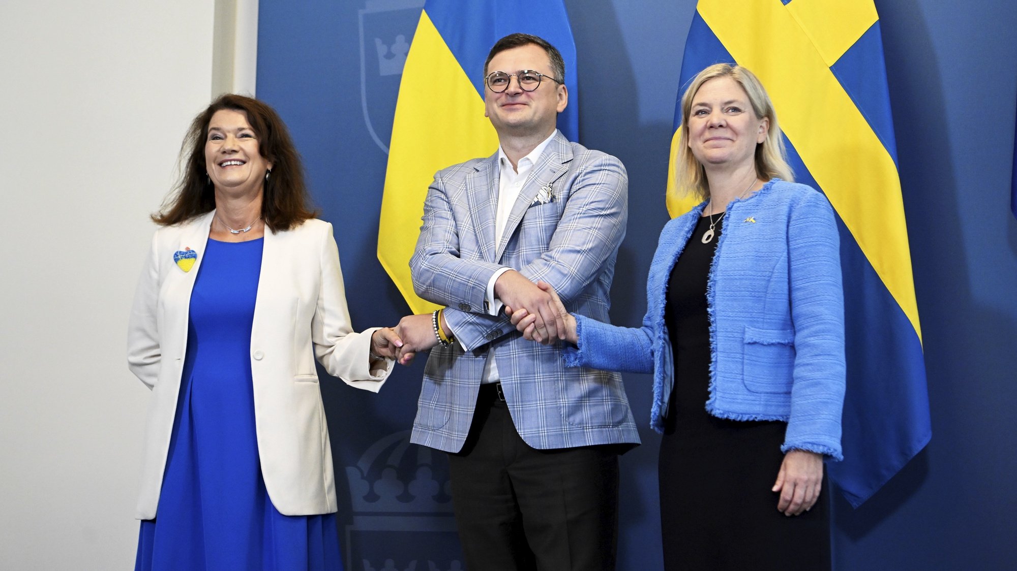 Sweden announces military and economic aid to Ukraine worth 94 million euros