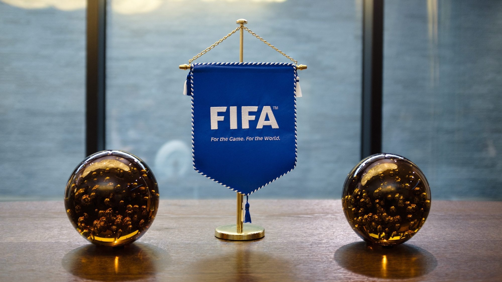 epa05567957 A photograph made available on 03 October 2016 showing the FIFA logo inside the FIFA Headquarters in Zurich, Switzerland, 01 October 2016,, during a day of open doors all over Zurich,  EPA/MANUEL LOPEZ