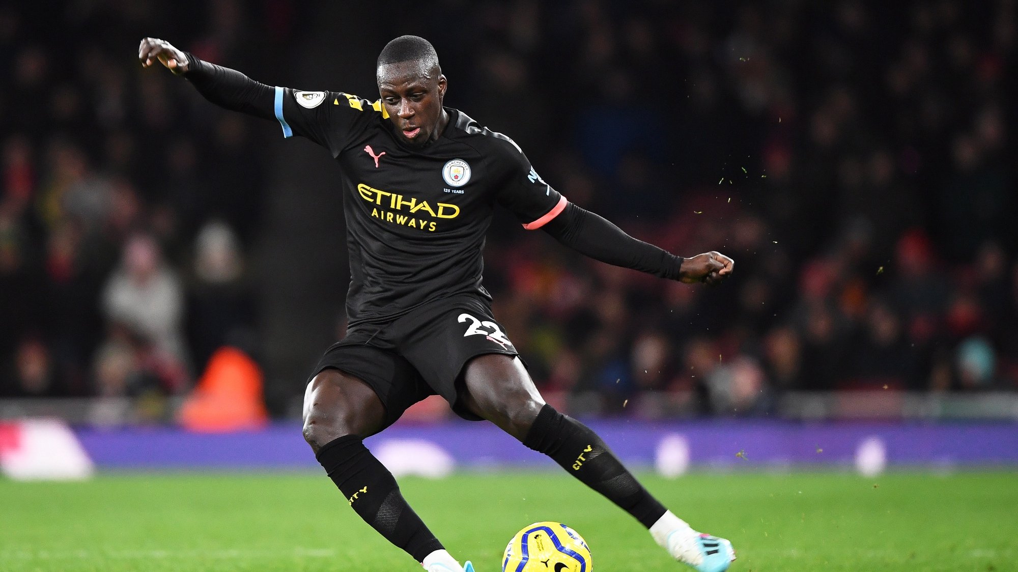 epa08074257 Manchester City&#039;s Benjamin Mendy in action during the English Premier League soccer match between Arsenal FC and Manchester City in London, Britain, 15 December 2019.  EPA/FACUNDO ARRIZABALAGA EDITORIAL USE ONLY.  No use with unauthorized audio, video, data, fixture lists, club/league logos or &#039;live&#039; services. Online in-match use limited to 120 images, no video emulation. No use in betting, games or single club/league/player publications.