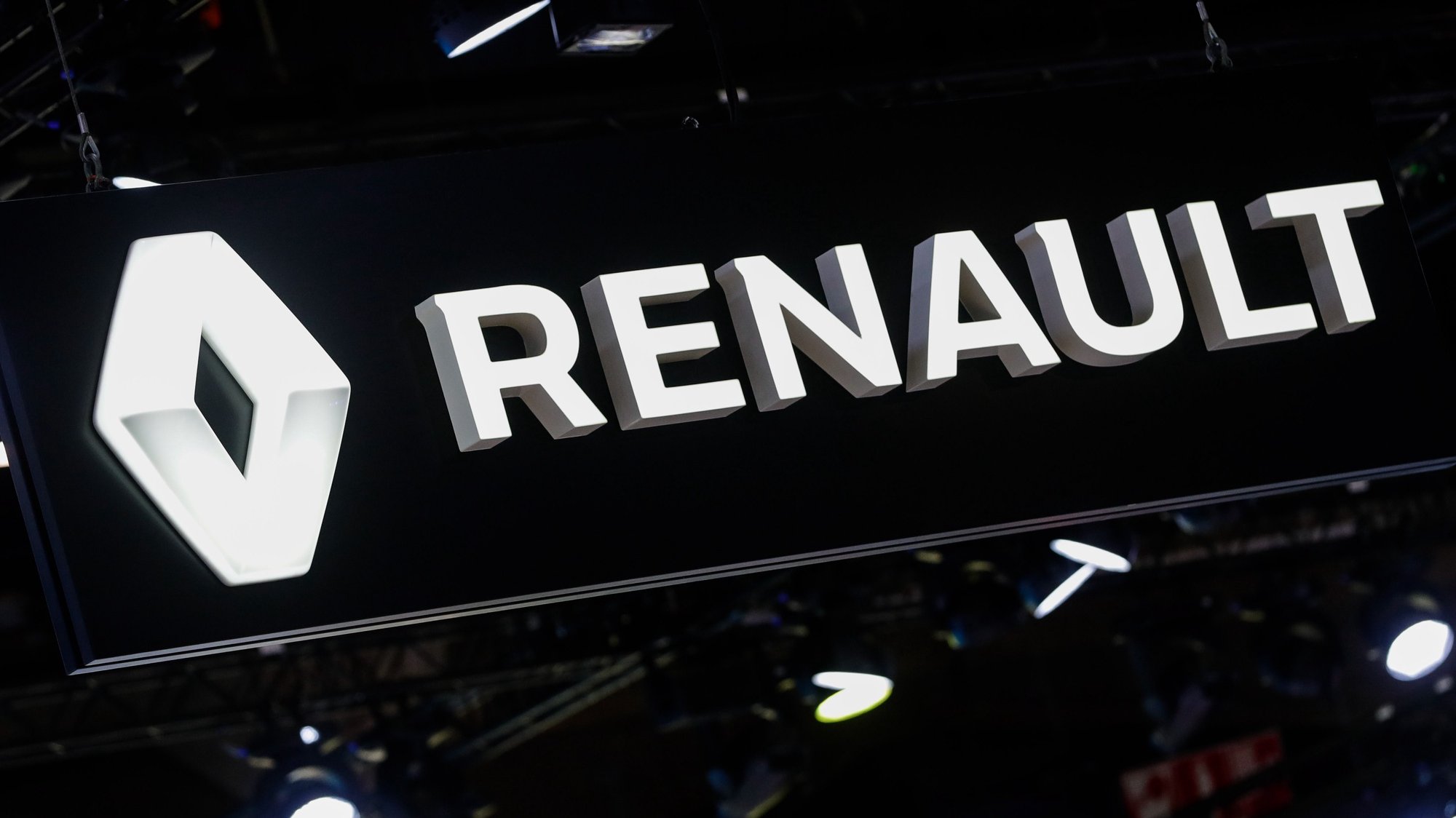 epa08451346 (FILE) - A view of Renault logo at the Renault stand during the inauguration of the Brussels Motor Show in Brussels, Belgium, 09 January 2020 (reissued 29 May 2020). French carmaker Renault on 29 May announced up to 15,000 layoffs worldwide after the coronavirus pandemic accentuated the drop in demand.  EPA/STEPHANIE LECOCQ