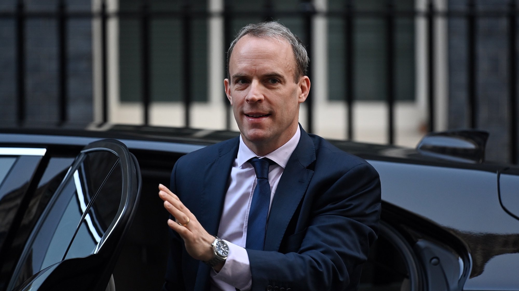 epa09585167 British Deputy Prime Minister, Lord Chancellor and Secretary of State for Justice Dominic Raab arrives for a cabinet meeting at 10 Downing Street  in London, Britain, 16 November 2021.  EPA-EFE/ANDY RAIN