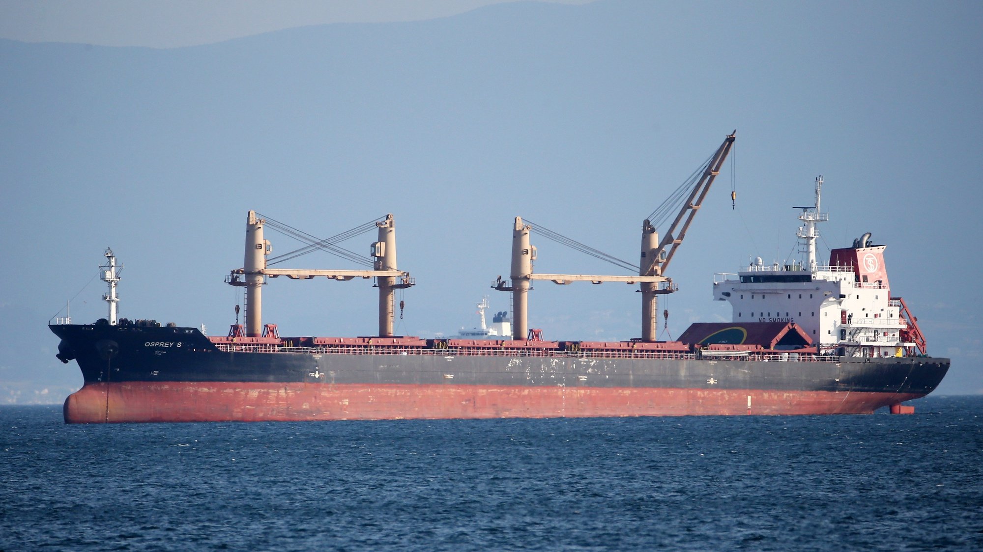 epa10105854 Liberia-flagged Turkish bulk carrier ship Osprey S is seen anchored off shore Tuzla district of Istanbul, Turkey, 04 August 2022. The Osprey S is expected to arrive in Ukrainian Black Sea port of Chornomorsk on 05 August and will be the first vessel to arrive at a Ukranian port since Russia&#039;s military invasion. A safe passage deal was signed between Ukraine and Russia for export Ukraine grain on 22 July in Istanbul.  EPA/ERDEM SAHIN
