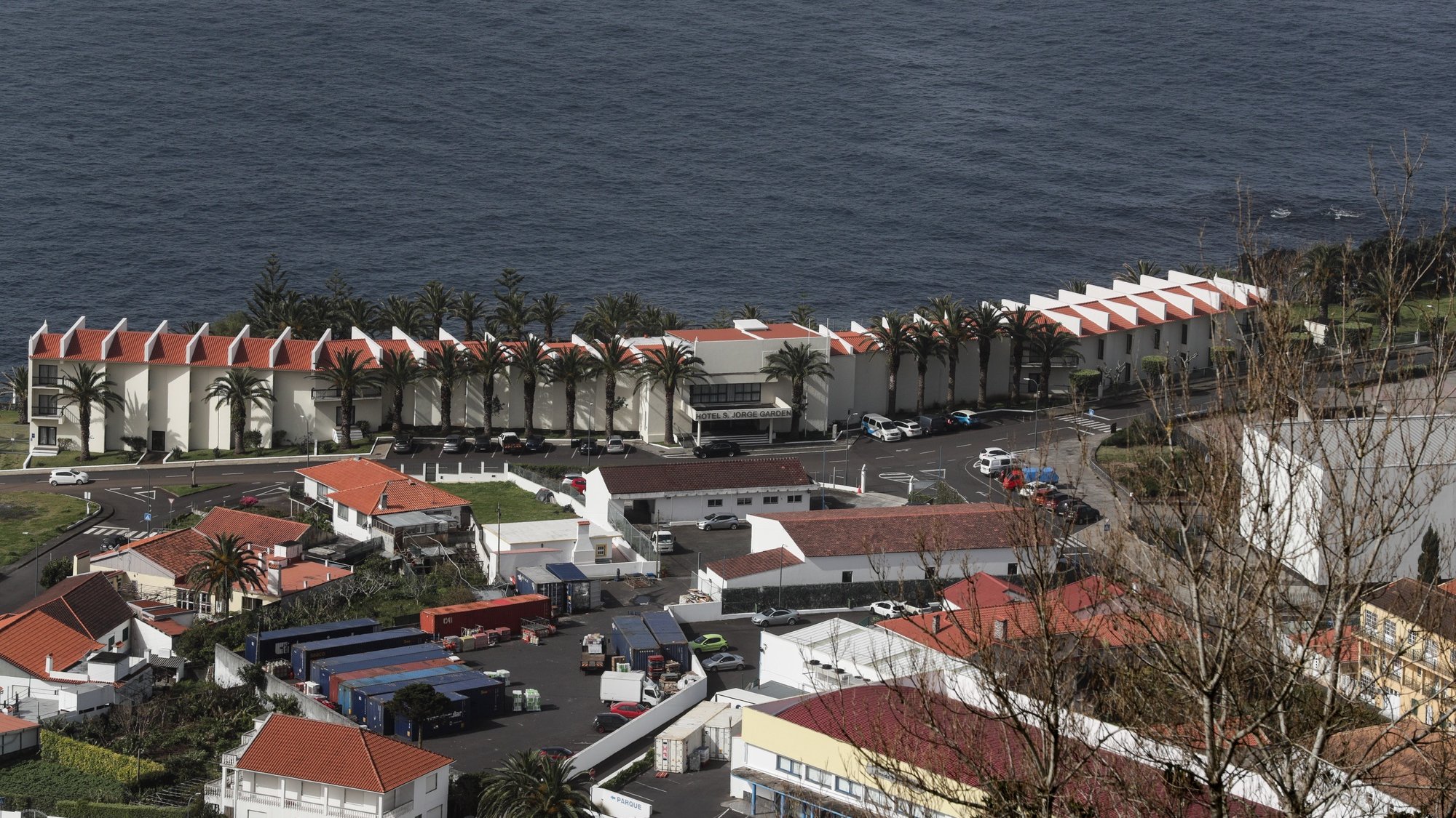 Vista geral de parte da vila de Velas na ilha de São Jorge nos Açores com o hotel Garden, 29 de março de 2022. TIAGO PETINGA/LUSA