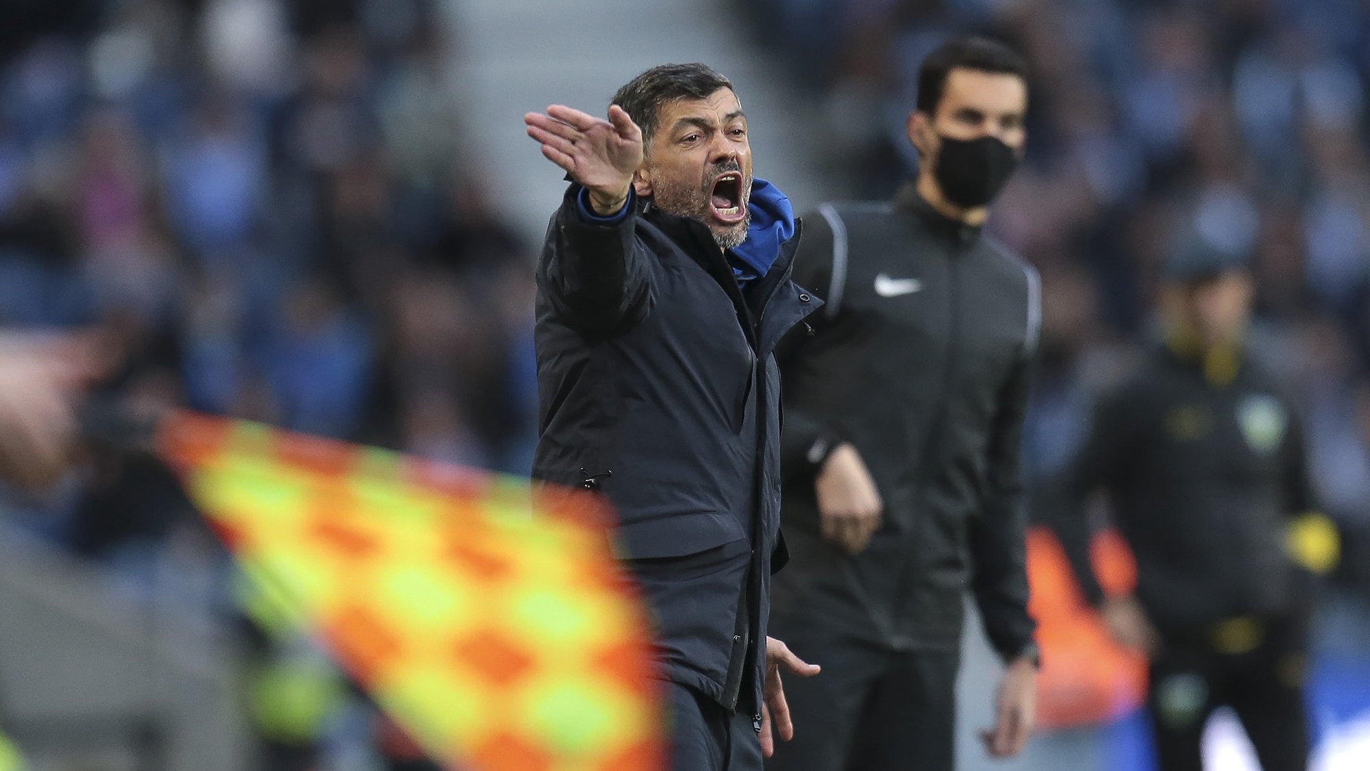 Fc Porto head coach, Sérgio Conceição (C) reacts during their Portuguese First First League soccer match against CD Tondela, held at Dragão stadium in Porto, Portugal, 13th March 2022, MANUEL FERNANDO ARAUJO/LUSA