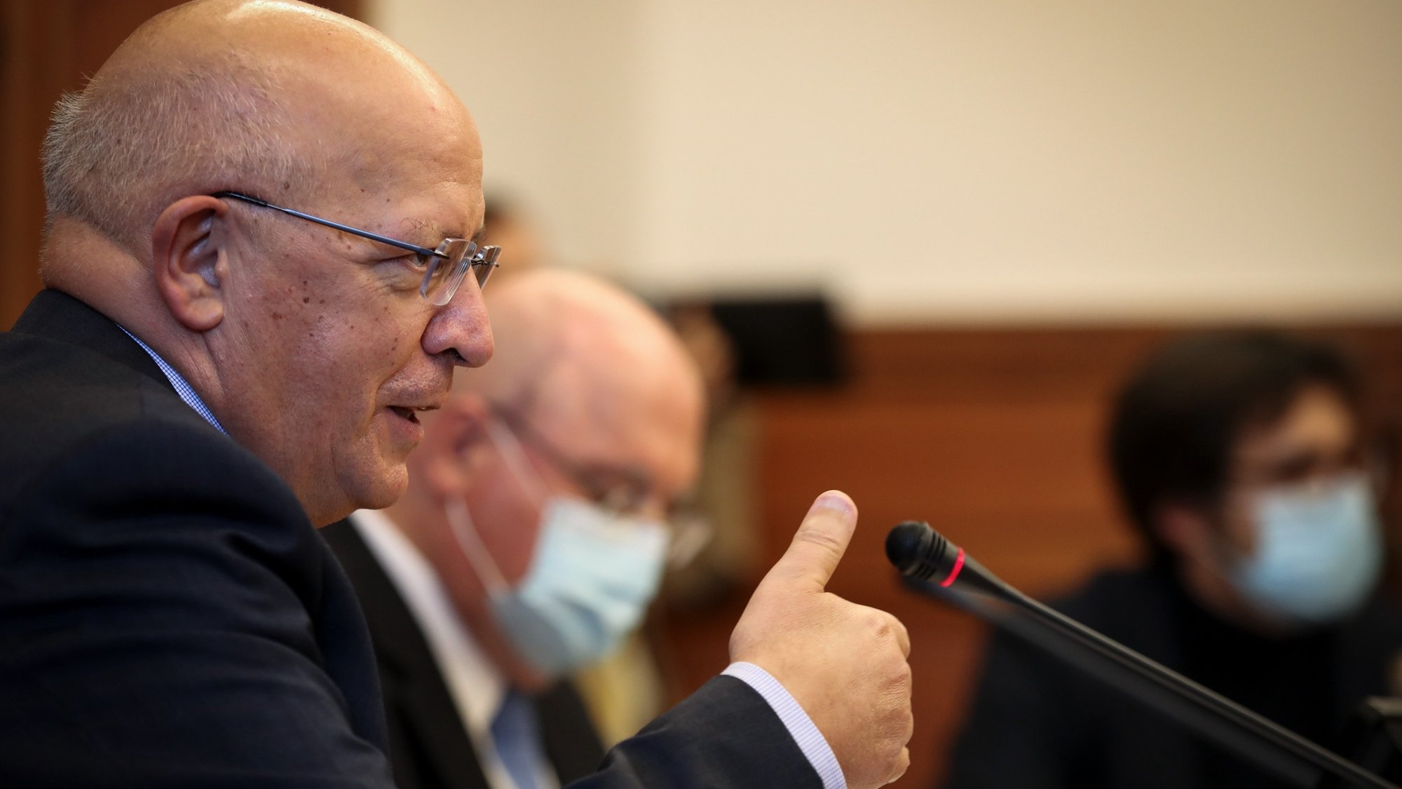 O ministro de Estado e dos Negócios Estrangeiros, Augusto Santos Silva, durante a audição na Comissão de Assuntos Europeus na Assembleia da República, Lisboa, 17 de novembro de 2020.   MANUEL DE ALMEIDA/LUSA