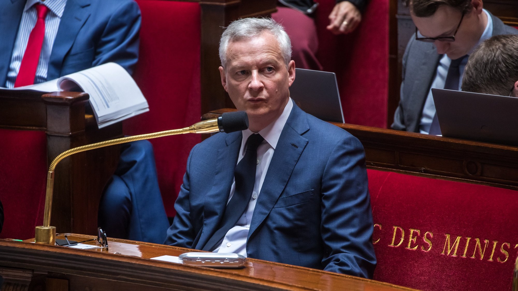 epa10087962 French Finance Minister Bruno Le Maire looks on during the debate on the 2022 rectifying finance bill in the hemicycle of the National Assembly, in Paris, France, 23 July 2022.  EPA/CHRISTOPHE PETIT TESSON