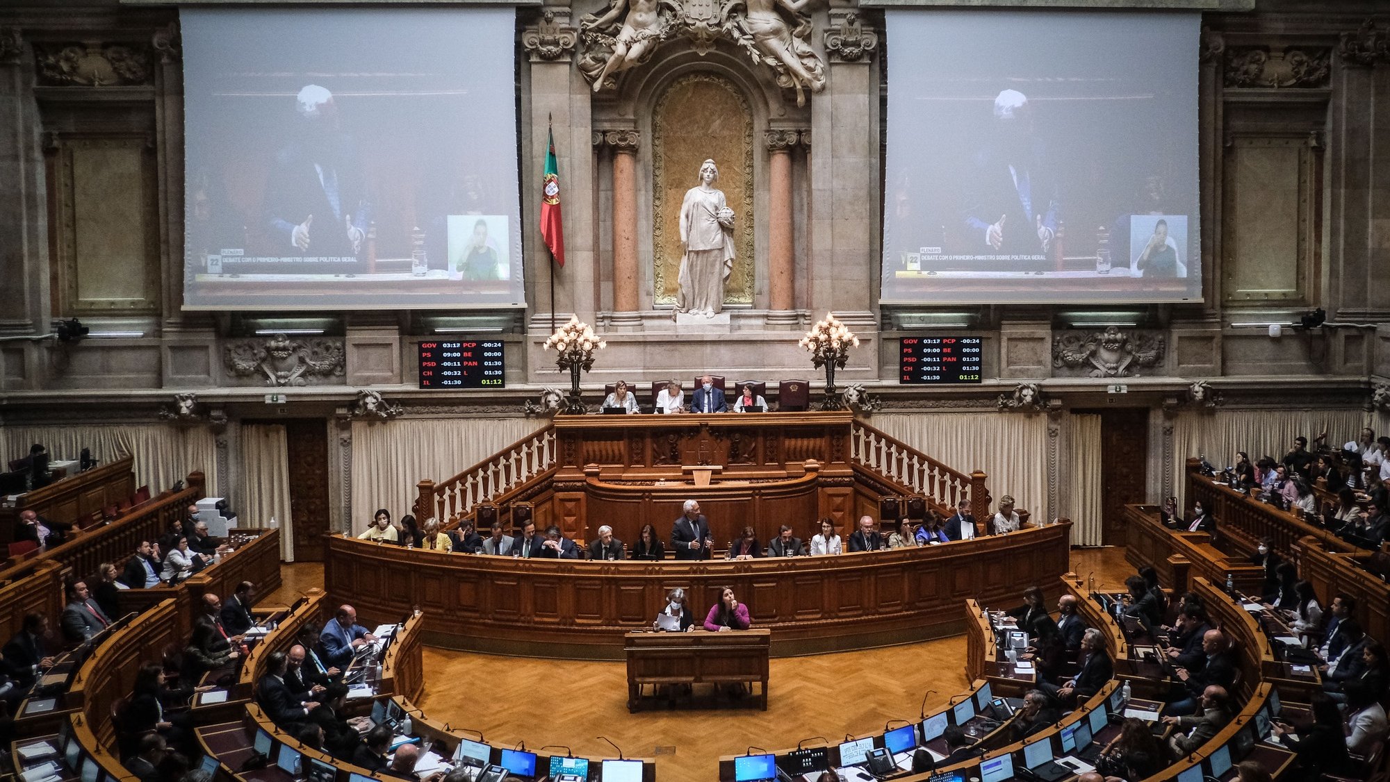 O primeiro-ministro, António Costa, participa no debate parlamentar sobre política geral, na Assembleia da República, em Lisboa, 22 de junho de 2022.MÁRIO CRUZ/LUSA