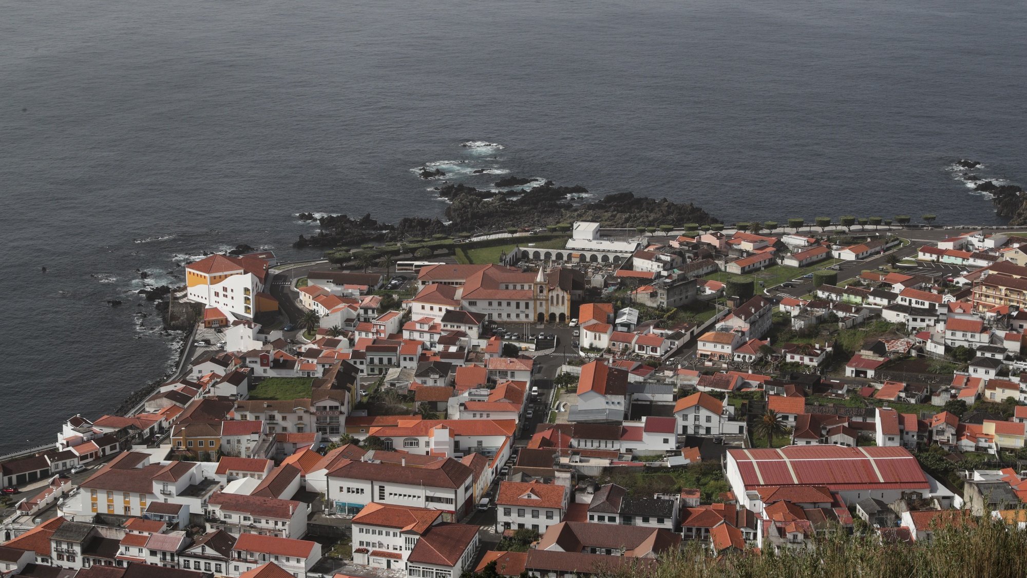 Vista geral da cidade de Velas, ilha de São Jorge, Açores, Portugal. TIAGO PETINGA/LUSA