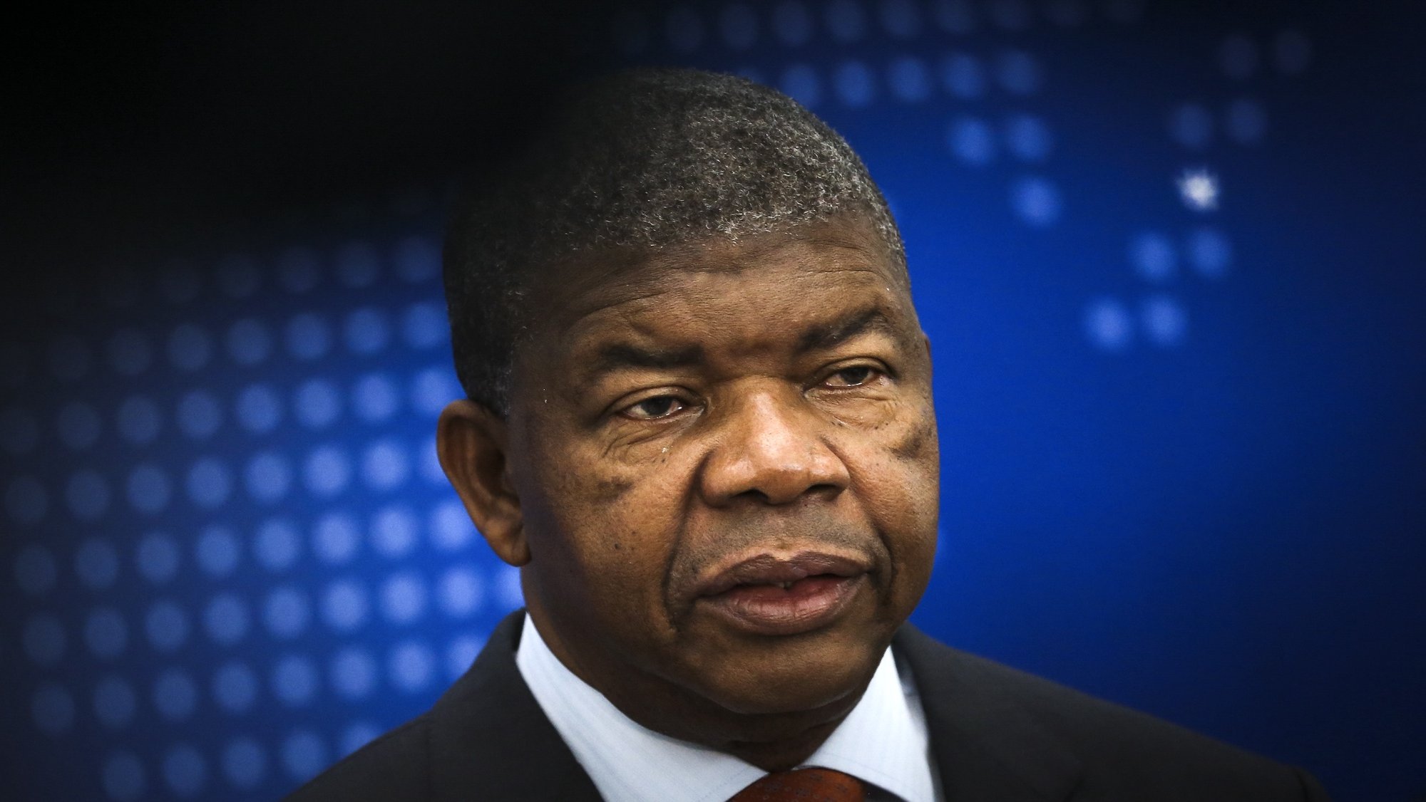 epa10040845 Angola&#039;s President Joao Lourenco attends a press conference at the end of a visit to the CPLP headquarters, in Lisbon, Portugal, 29 June 2022.  EPA/RODRIGO ANTUNES