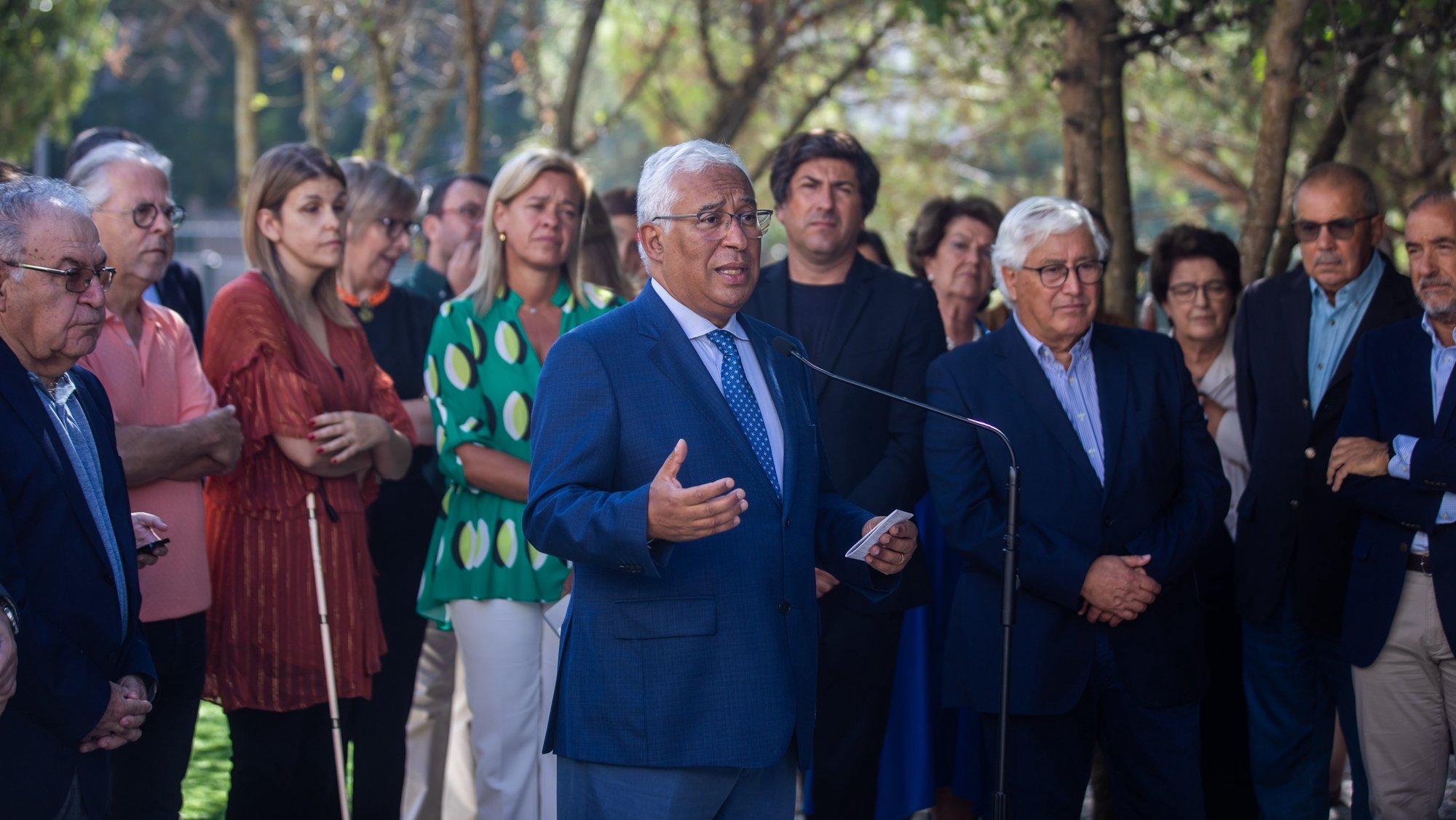 O primeiro-ministro, António Costa (C), durante o seu discurso no final de uma visita à Creche Luís Madureira, na Amadora, 12 de agosto de 2022. JOSÉ SENA GOULÃO/LUSA
