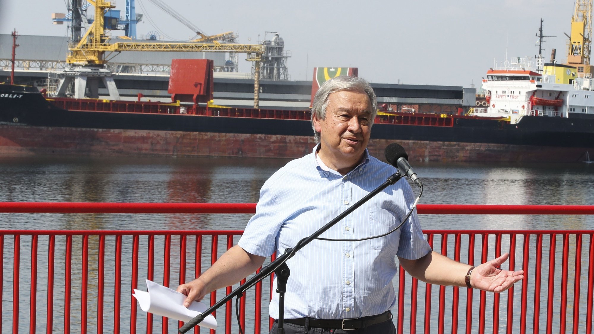 United Nations (UN) Secretary-General Antonio Guterres speaks to journalists at the end of his visit to the Odessa grain port at the end of a two-day stay in Ukraine, in Odessa, Ukraine, 19 August 2022. The port of Odessa is being used for the export of Ukrainian grain through the Ukraine-Russia agreement promoted by the UN and Turkey. MANUEL DE ALMEIDA/LUSA
